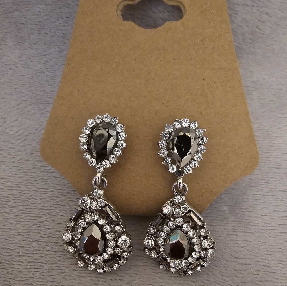 3 Pair Glamorous Rhinestone Drop Earrings - Picture 2 of 5
